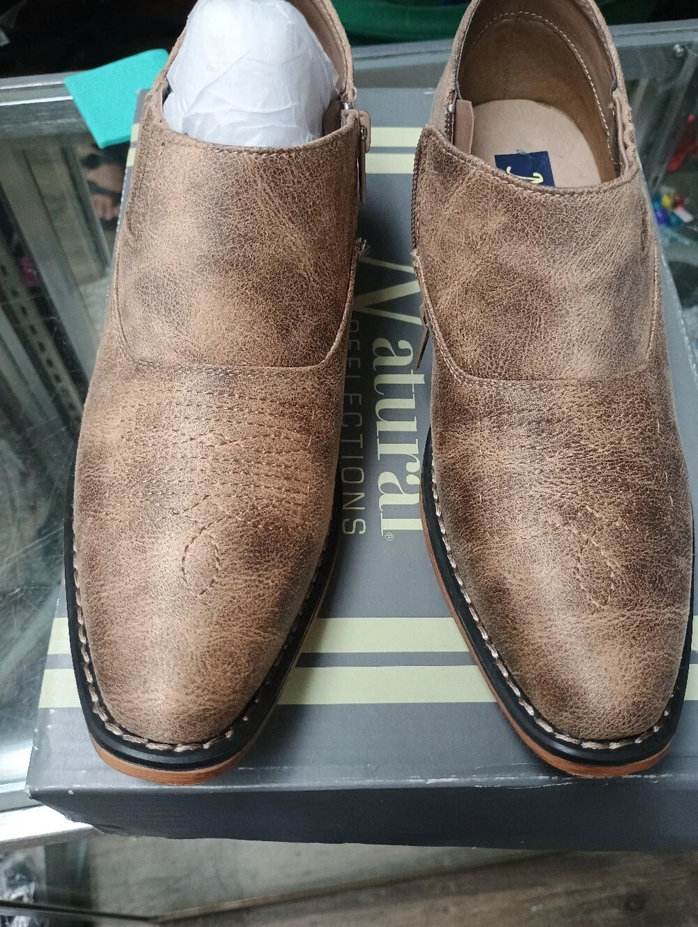 Natural reflection boots Women's Size 6.5M